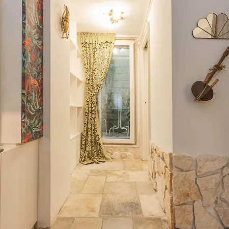 Διαμέρισμα Extravacanza Station *